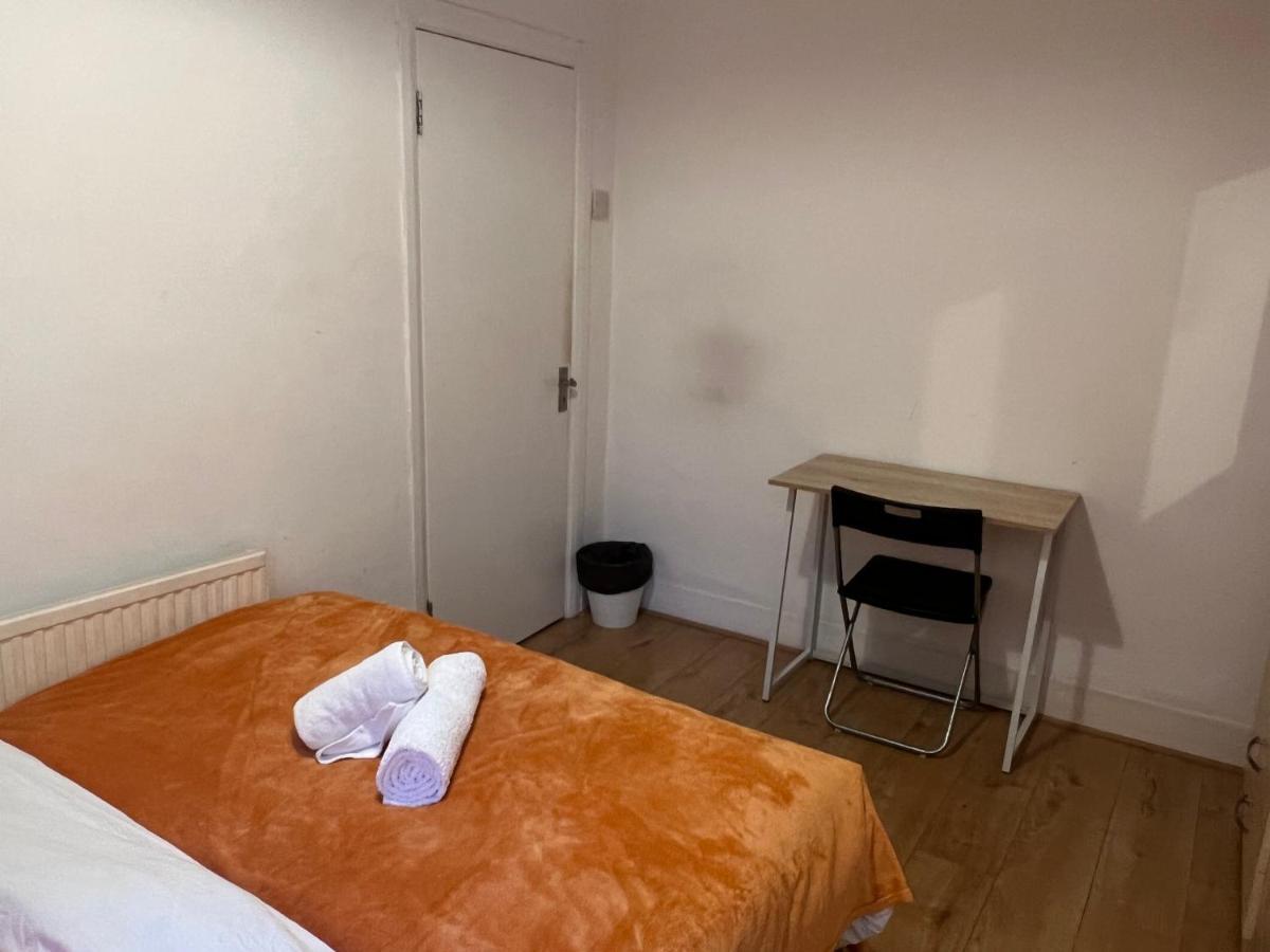 Central Stratford Cozy Double Room London Exterior foto